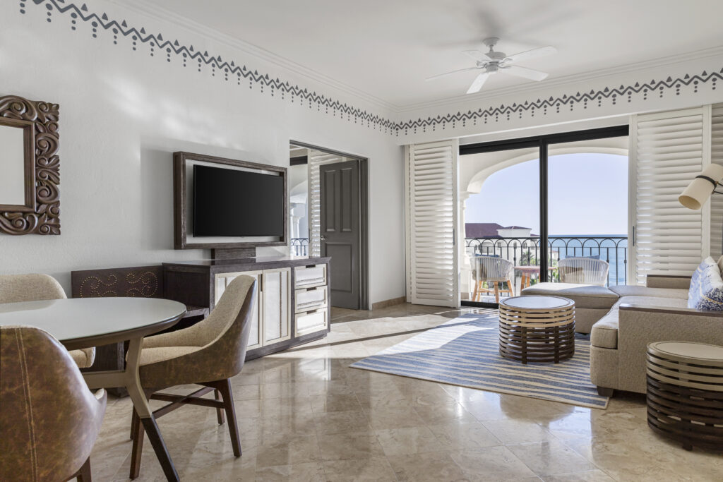 Altamar Premier Ocean View Suite Balcony | Hilton Los Cabos